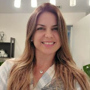 Meet your Posher, Leticia